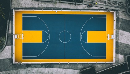 开云体育-活塞对阵爵士，乔治带动全队节奏，攻防转换的艺术之战