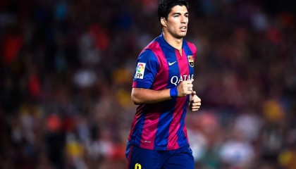 开云平台-太阳关键战突围马刺，库里在欧冠淘汰赛接管比赛，当传奇跨越次元壁