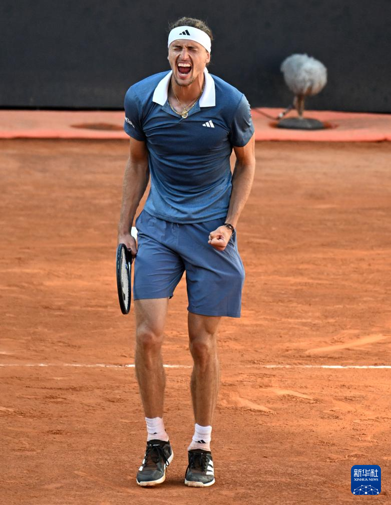 美网碾压拉沃尔杯，兹维列夫关键制胜