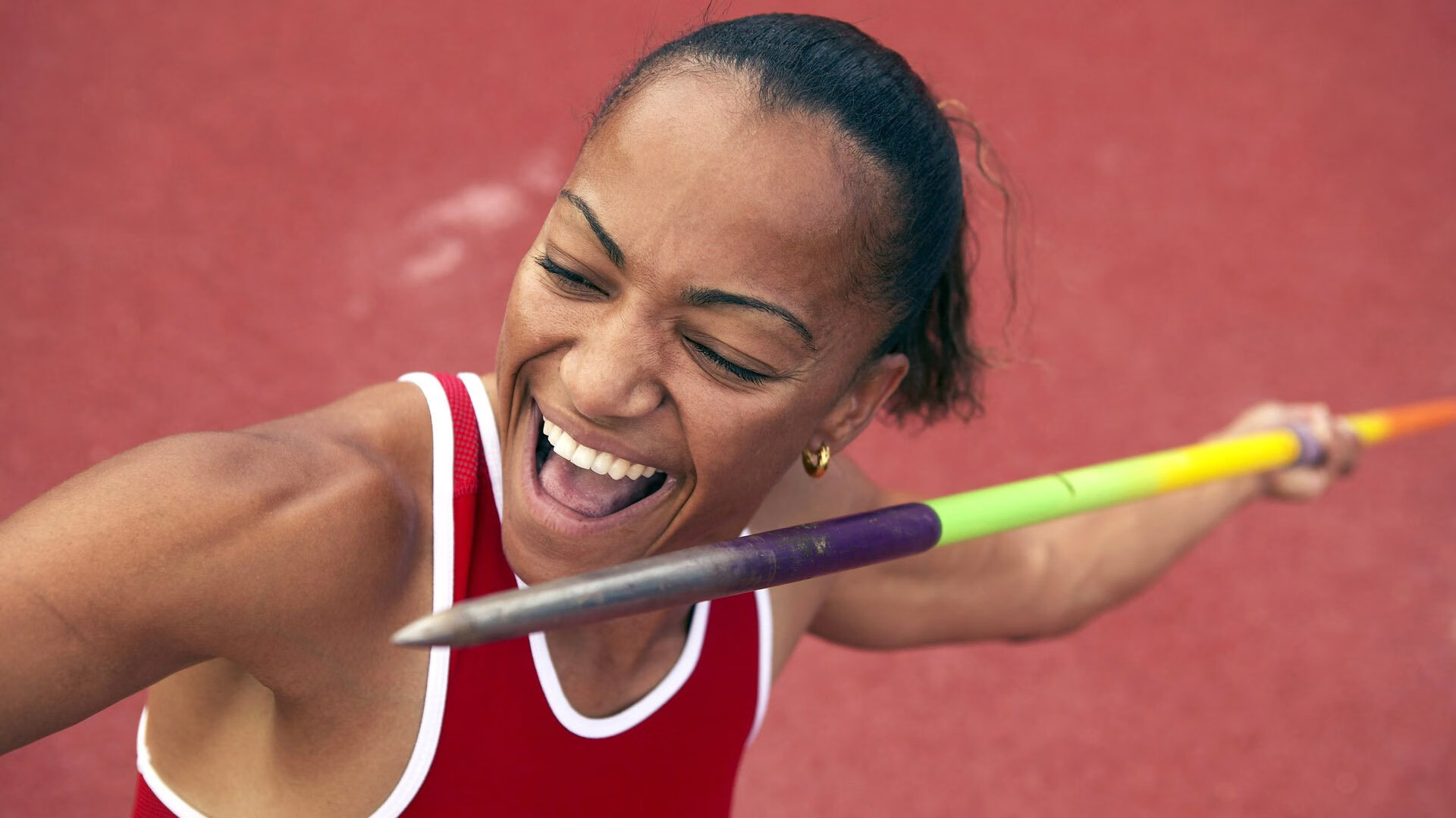 掘金强势拿下雷霆,利拉德成为关键先生