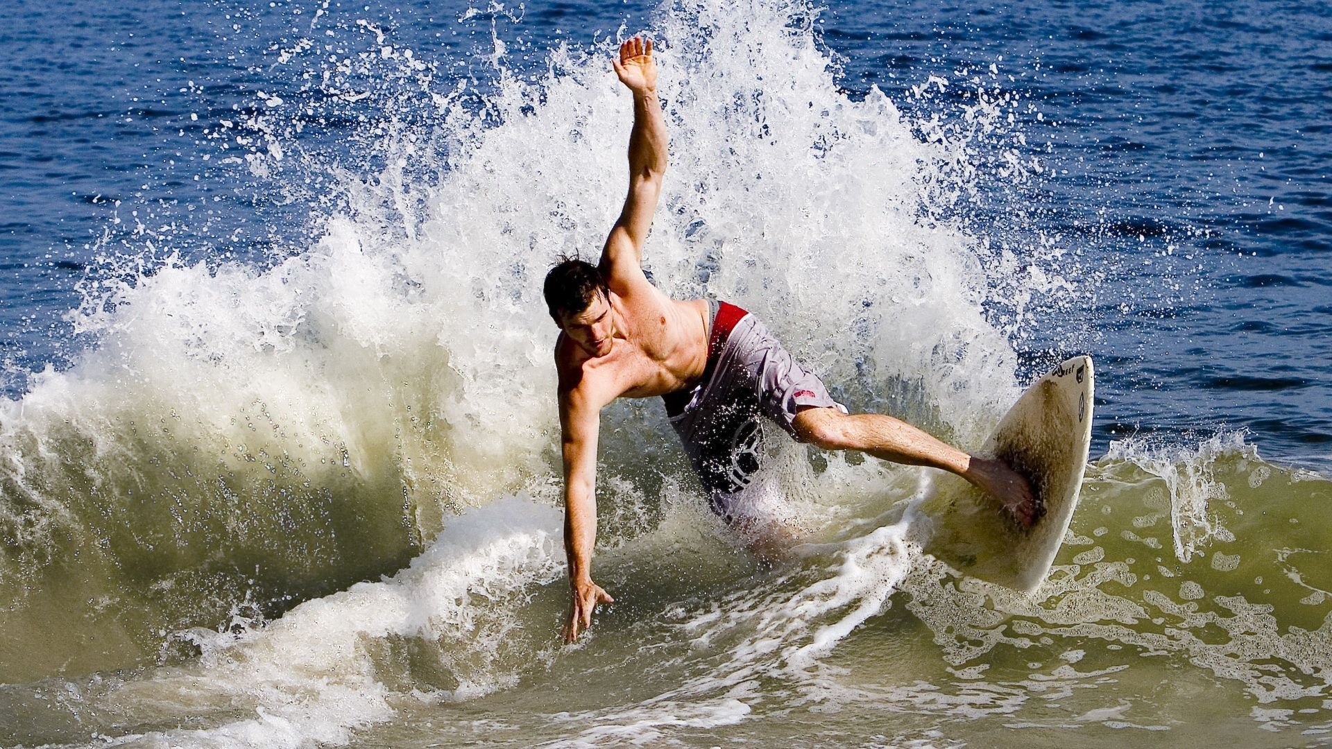 浓眉统治级发挥击沉快船,当现代篮球遇上古典巨兽